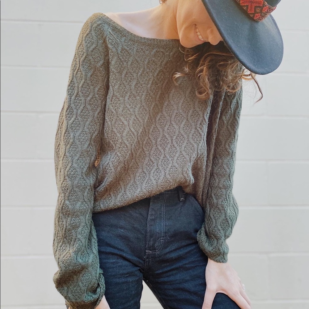 Vintage Kate & Mallory dark green scoop neck sweater